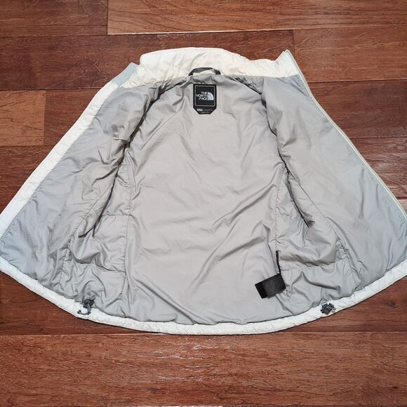 The North Face Tamburello Puffer Vest Cream Ivory Cropped Primaloft Women's XS - Picture 10 of 13
